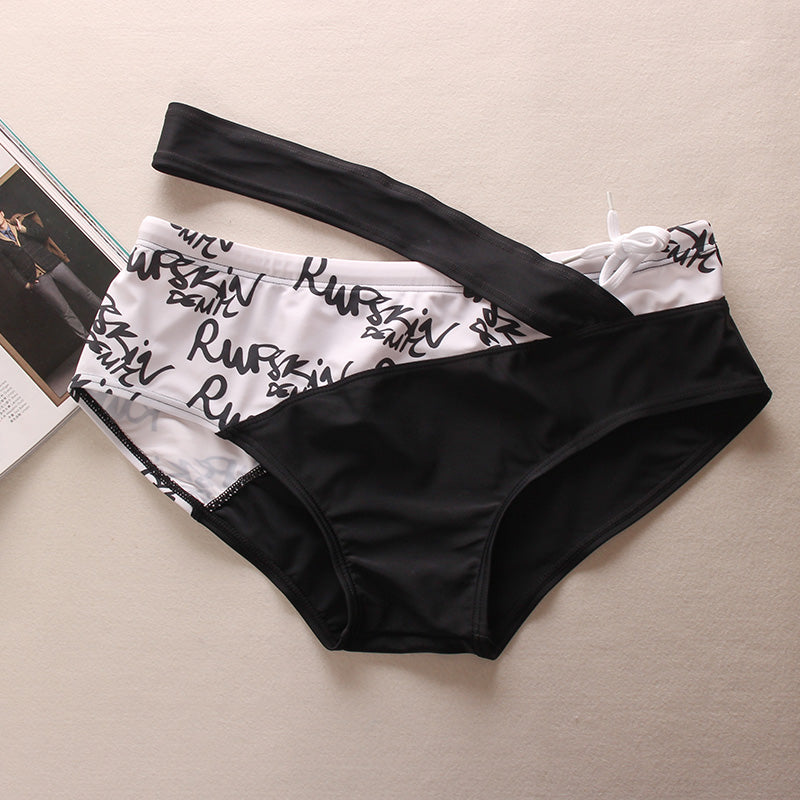 Men's Low Rise Sexy Swim Trunks - Triangle Design